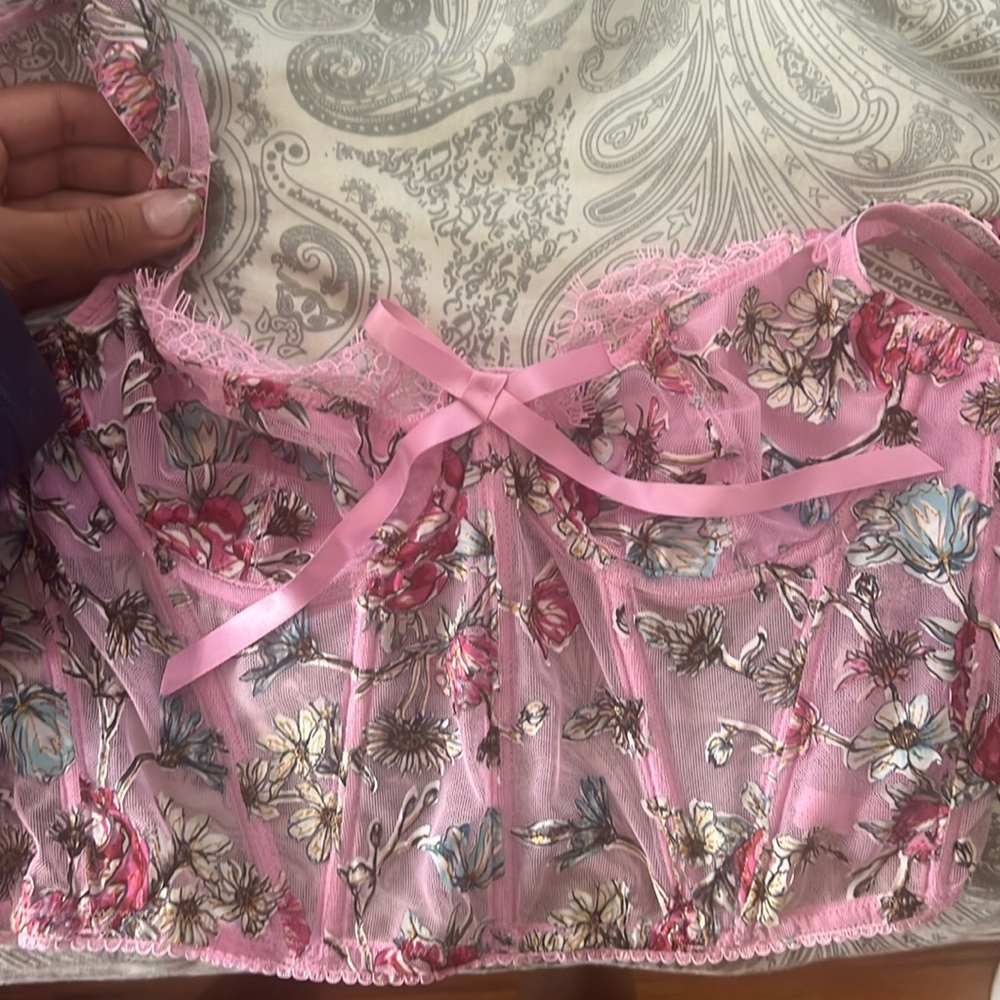 Victoria secret pink top